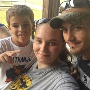 Meet your Posher, Ashley